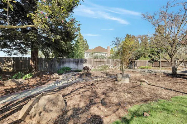 $1,190,000 | 620 Lyndsey Lane, Yuba City, CA 95993