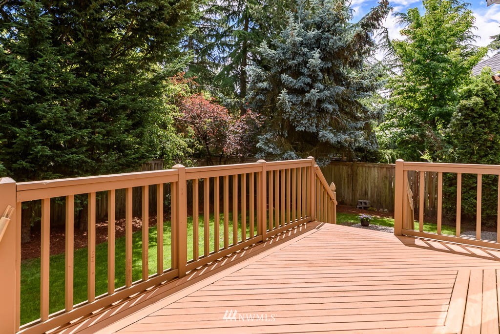 15020 92nd Place Northeast Bothell, WA 98011 - Photo 22 of 24 Gallery Image 22