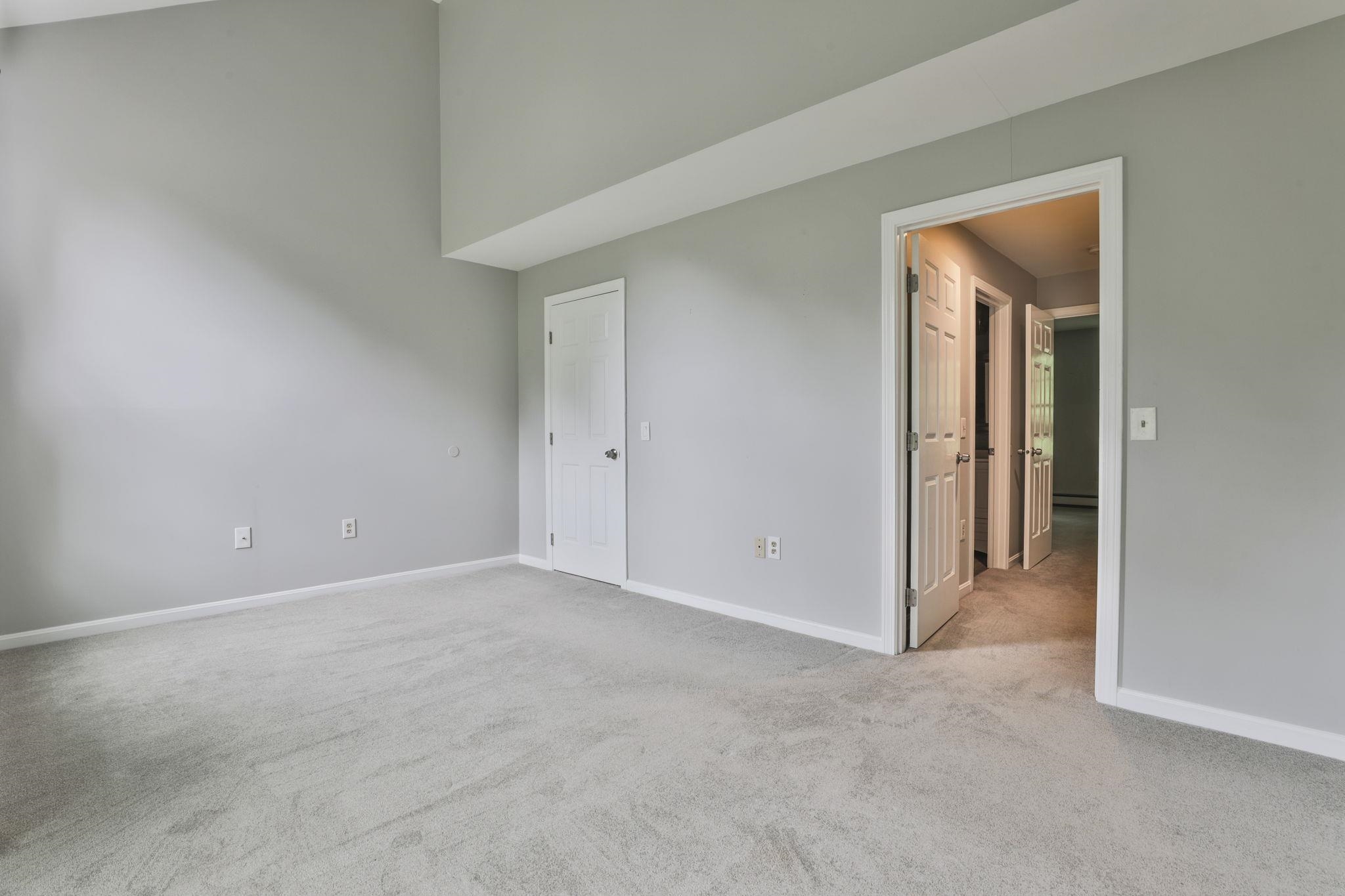 1465 Hooksett Road, Unit 23 Hooksett, NH 03106 - Photo 20 of 34