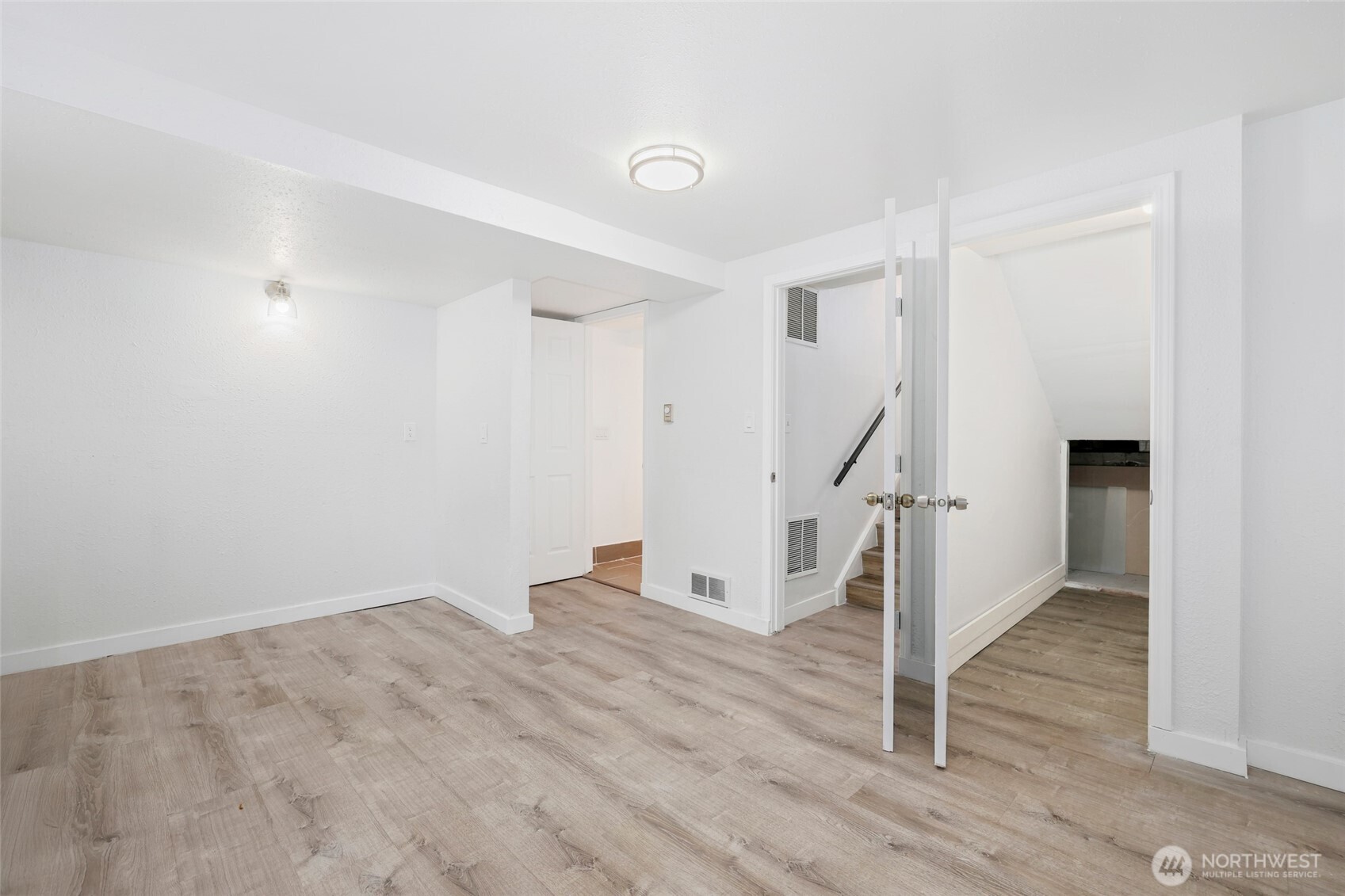 12637 Southeast 161st Street Renton, WA 98058 - Photo 17 of 37 a view of entryway with stairs