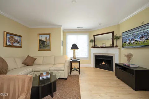 $649,000 | 400 West Rosemary Street, Unit 111, Chapel Hill, NC 27516