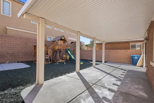 $2,050 | 1021 Valley Light Avenue, Henderson, NV 89011