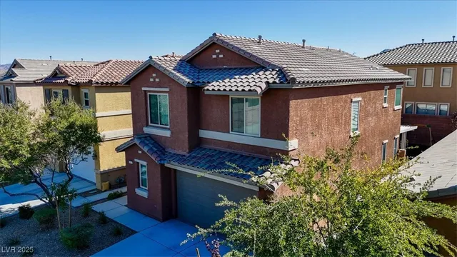 $2,050 | 1021 Valley Light Avenue, Henderson, NV 89011