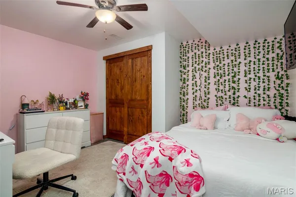 $390,000 | 1606 Rustic Lane, Troy, IL 62294