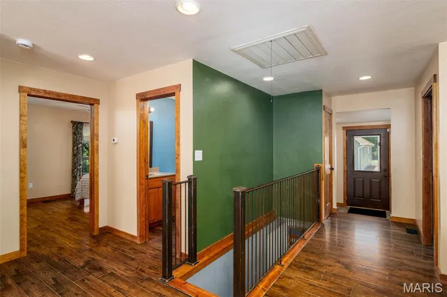 $385,000 | 1606 Rustic Lane, Troy, IL 62294