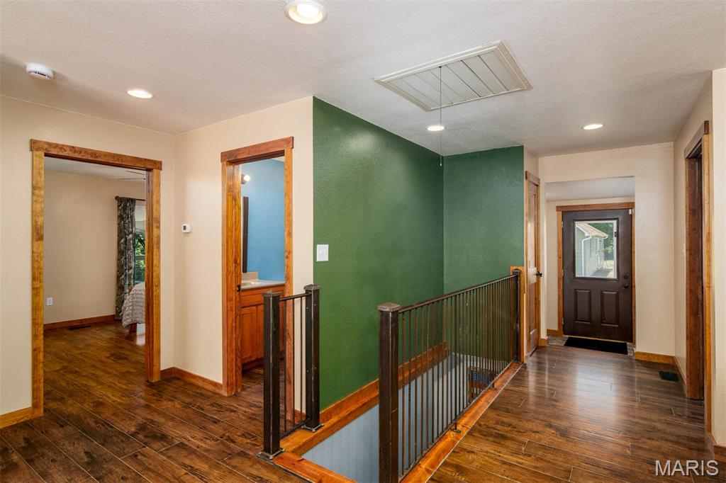 1606 Rustic Lane Troy, IL 62294 - Photo 9 of 28