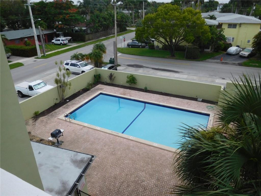 1425 Arthur Street, Unit 414B Hollywood, FL 33020 - Photo 15 of 50 Patio facing the pool