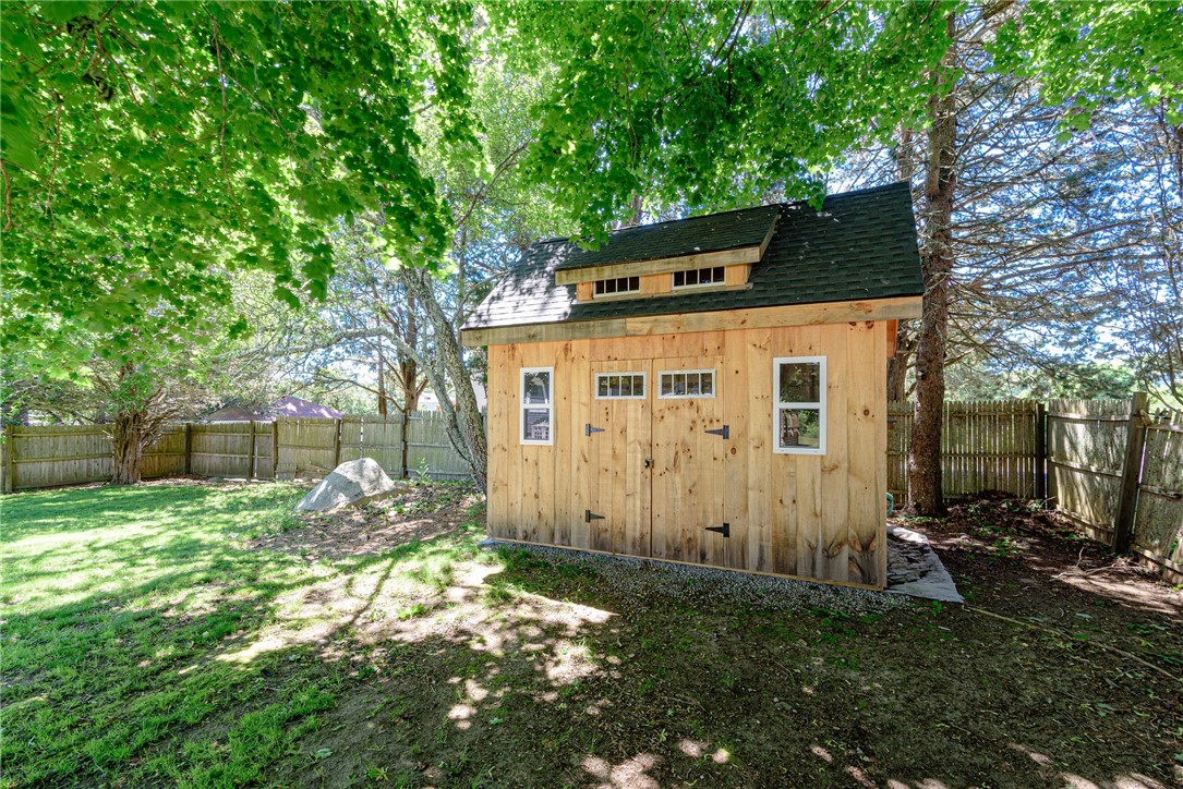 189 Shore Road Westerly, RI 02891 - Photo 25 of 30