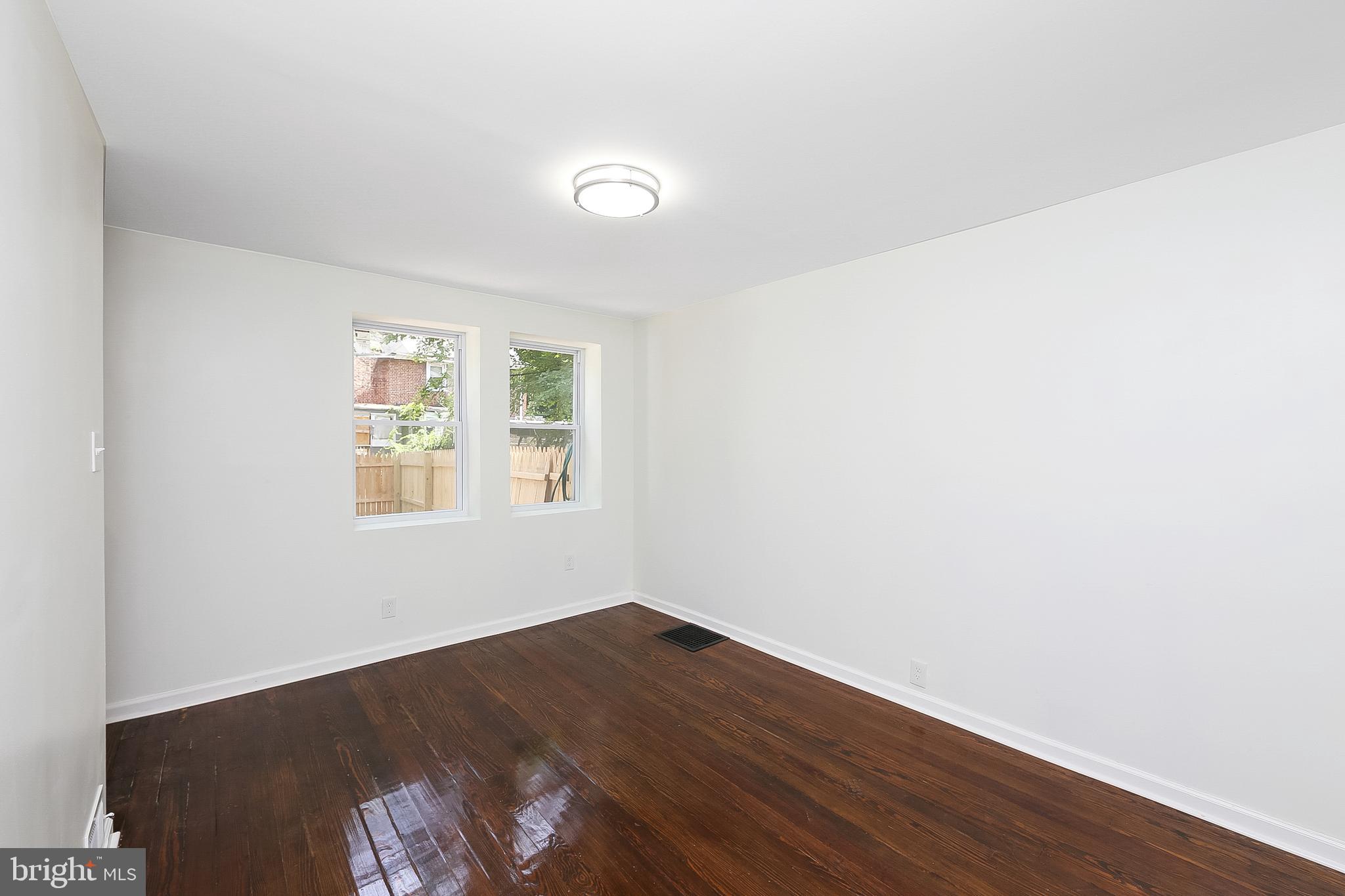 2854 Yorkship Road Camden, NJ 08104 - Photo 6 of 25