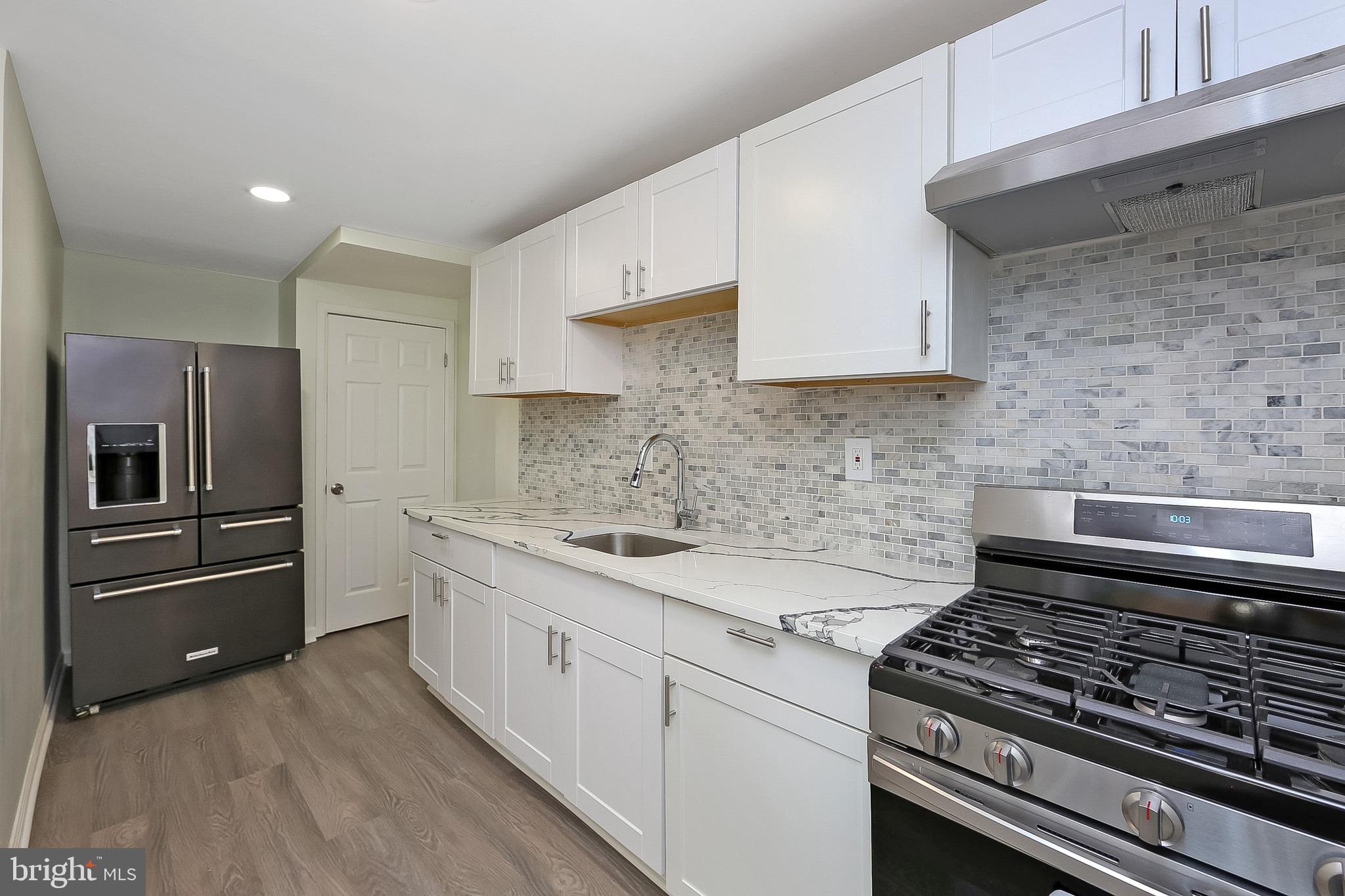 2854 Yorkship Road Camden, NJ 08104 - Photo 9 of 25