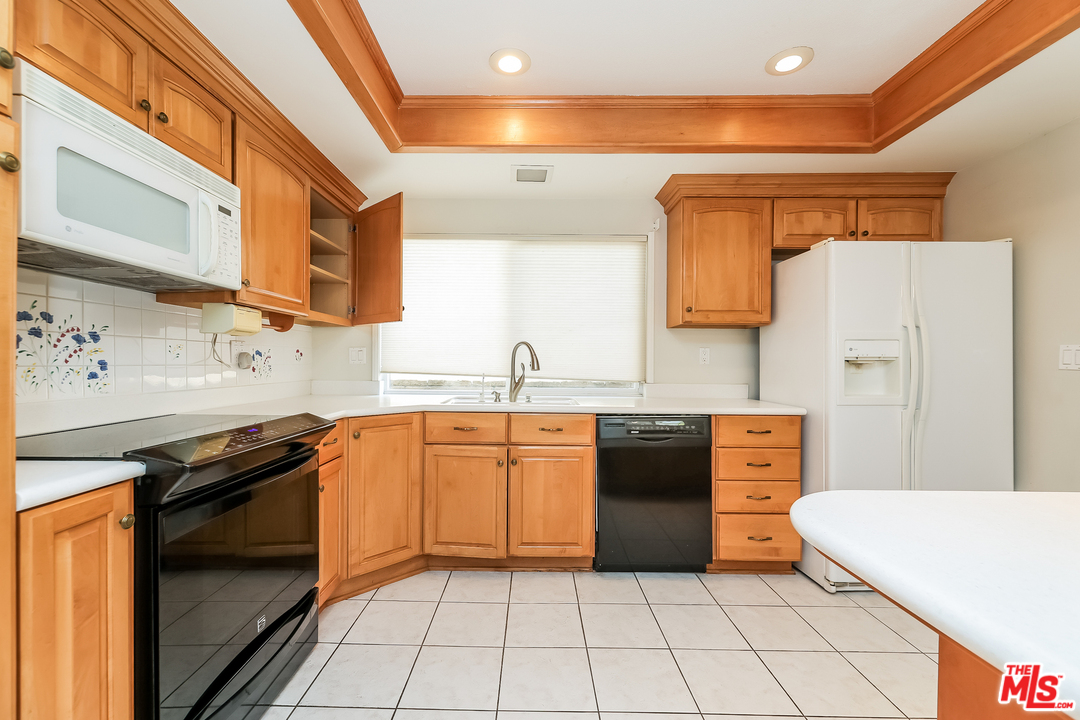 24342 Blueridge Road Lake Forest, CA 92630 - Photo 29 of 52 Gallery Image 29