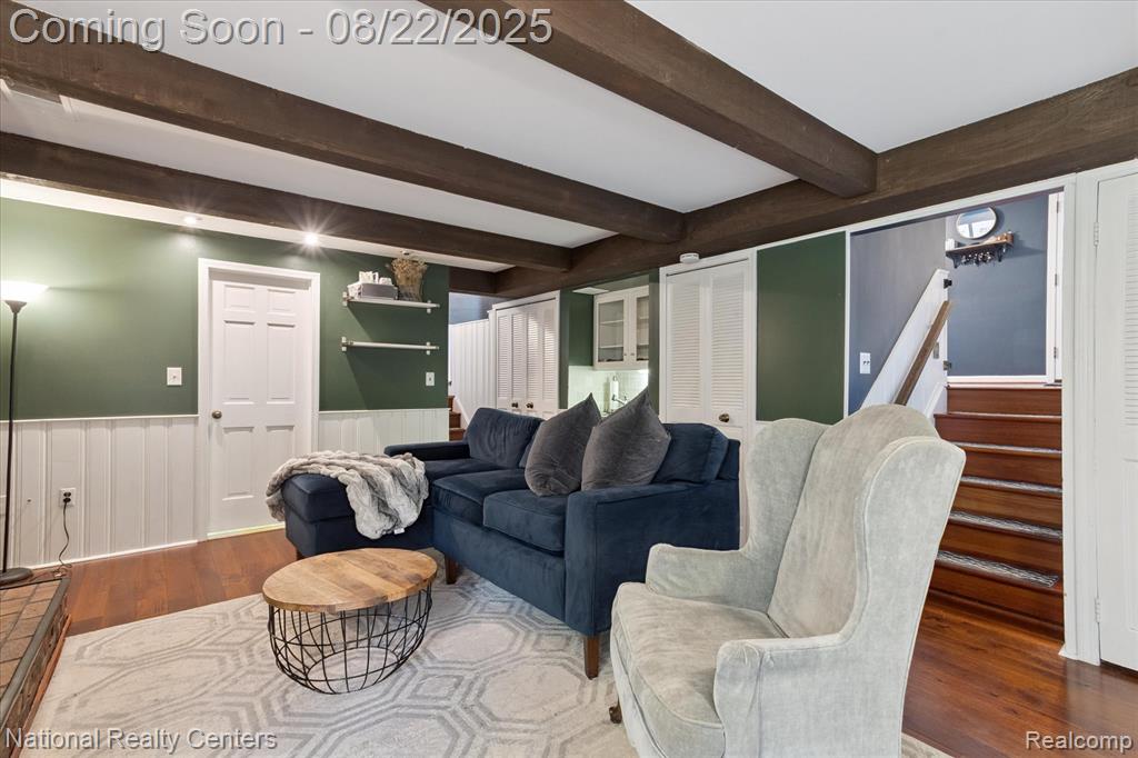 23965 Farmington Road Farmington, MI 48336 - Photo 12 of 52 Gallery Image 12
