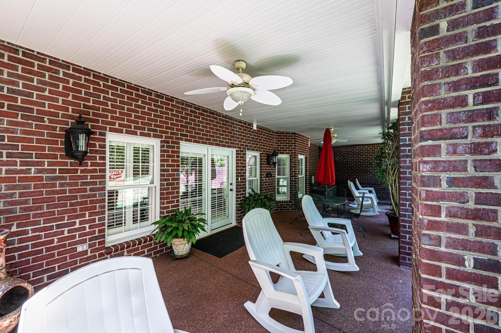 3788 Grace Chapel Road Granite Falls, NC 28630 - Photo 25 of 48 a workspace with furniture