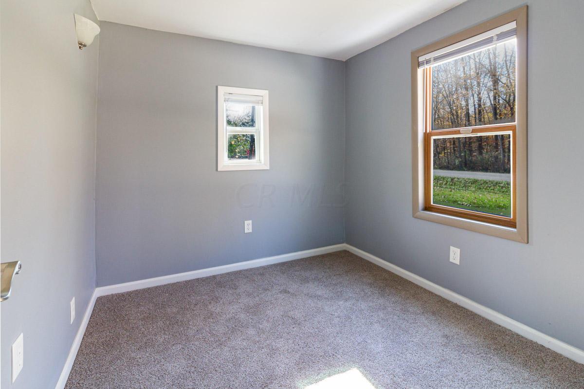 3661 Dixon Road Southwest Pataskala, OH 43062 - Photo 15 of 19 Gallery Image 15
