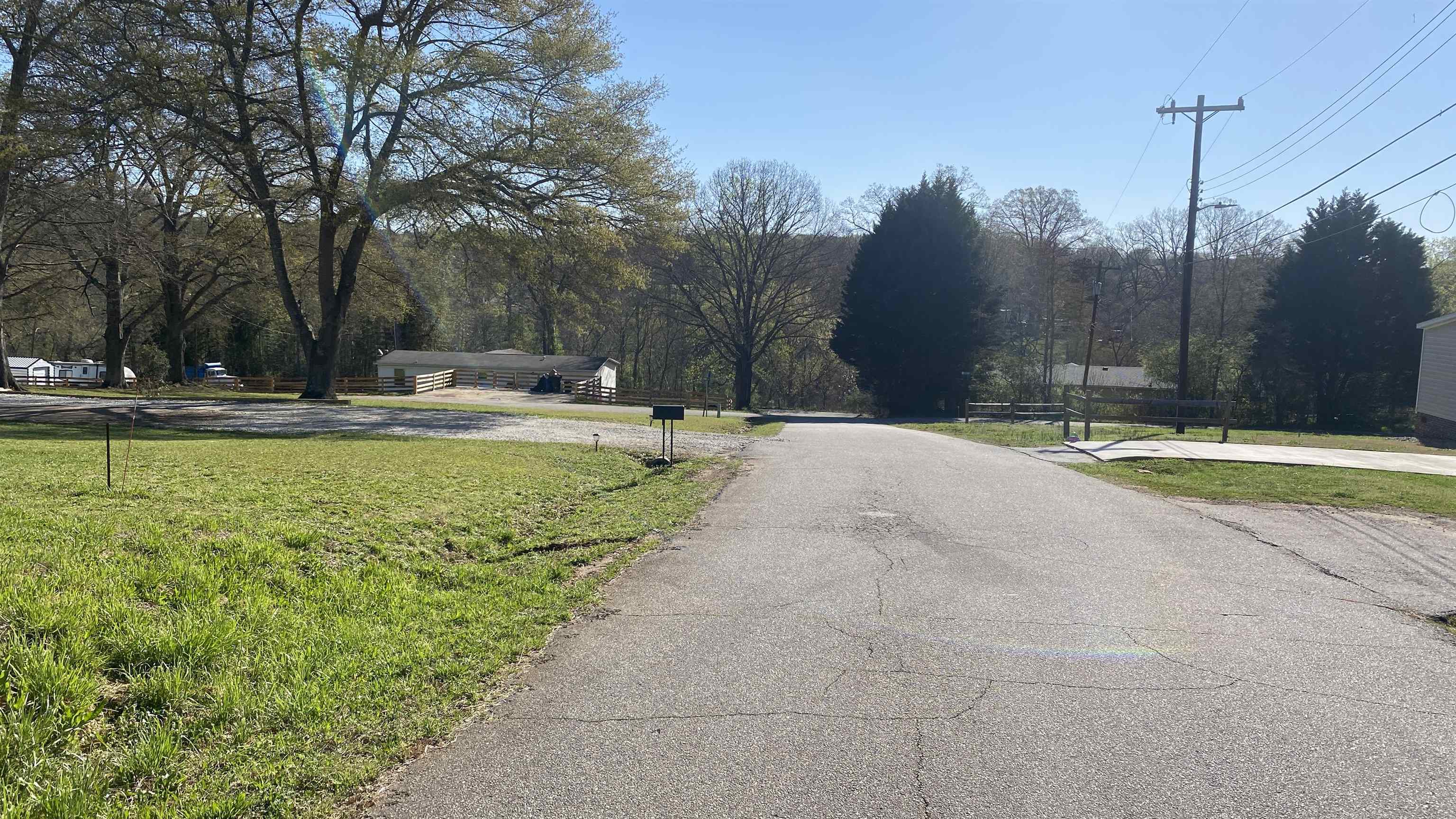 250 State Rd S-42-1134 Mayo, SC 29330 - Photo 4 of 6