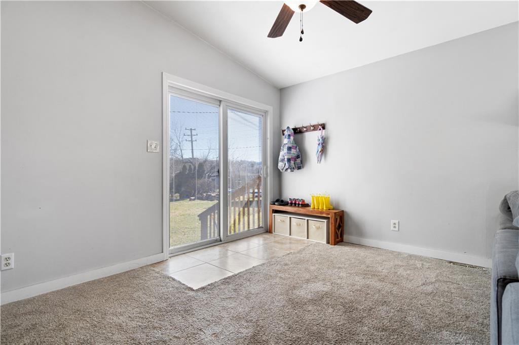 356 Spring Valley Road Pittsburgh, PA 15243 - Photo 21 of 36 a view of an empty room