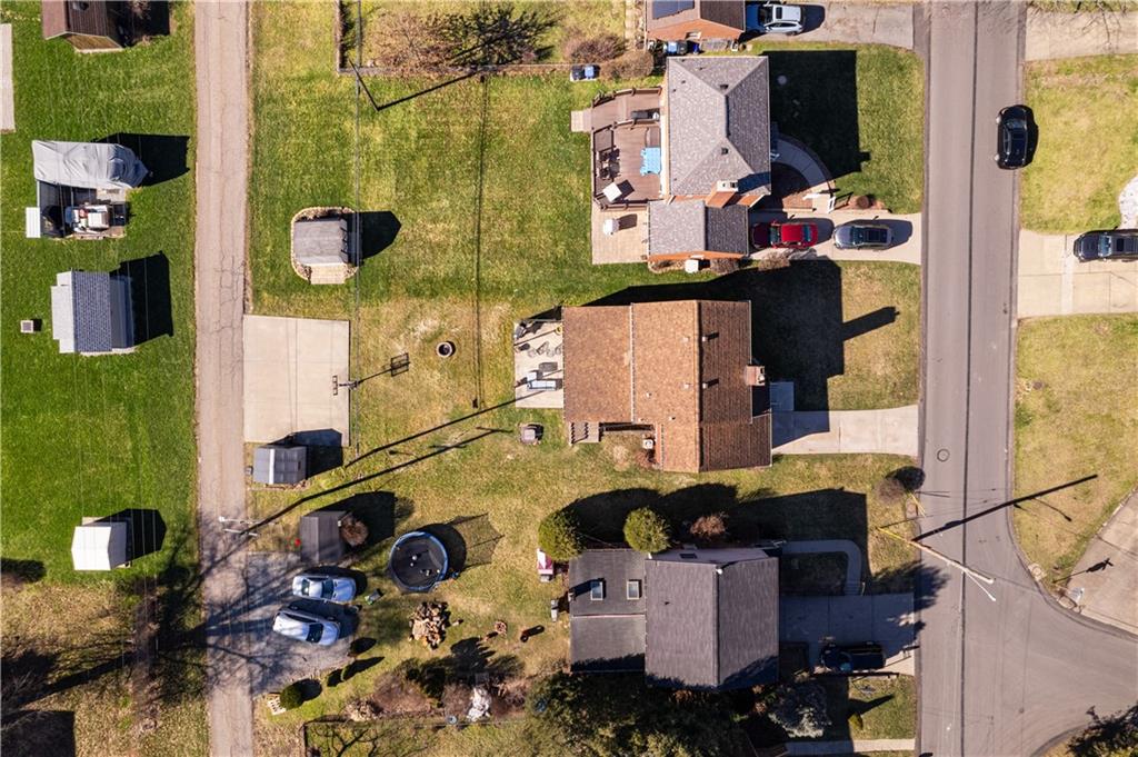 356 Spring Valley Road Pittsburgh, PA 15243 - Photo 34 of 36 an aerial view of houses with outdoor space