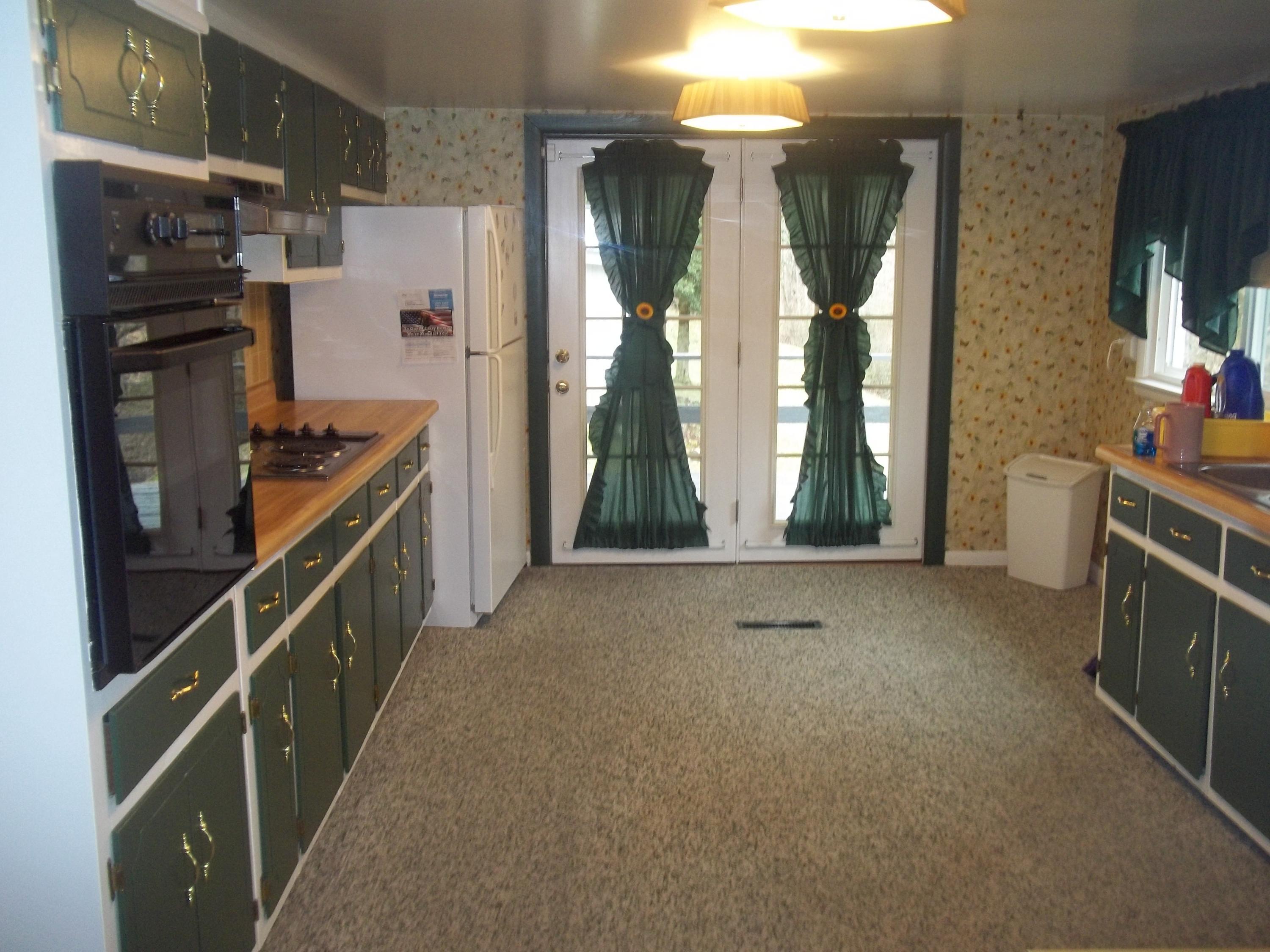 227 Donaldson Hill Road Stearns, KY 42647 - Photo 8 of 27 100_1415