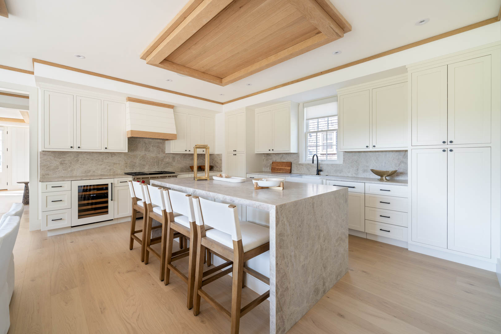 36 B Lily Street Nantucket, MA 02554 - Photo 9 of 21