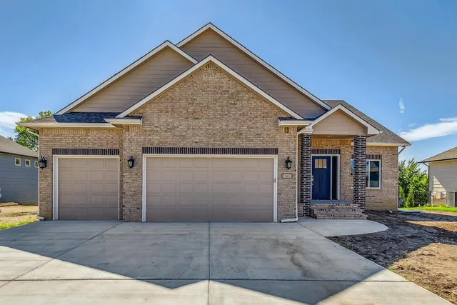 $420,000 | 4710 Elk Creek Drive, Bel Aire, KS 67226