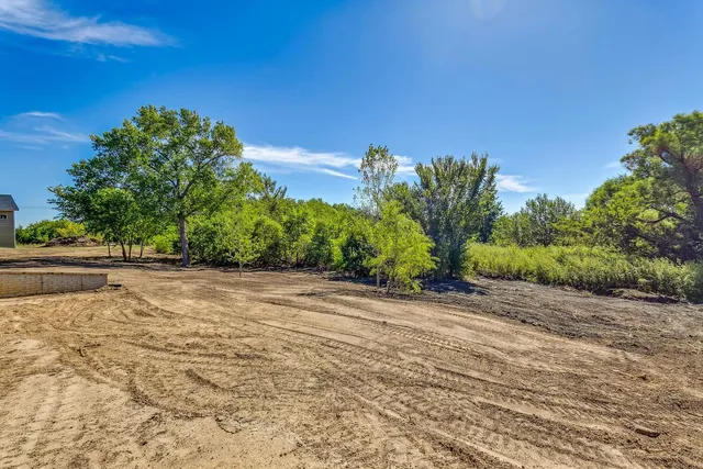 $420,000 | 4710 Elk Creek Drive, Bel Aire, KS 67226