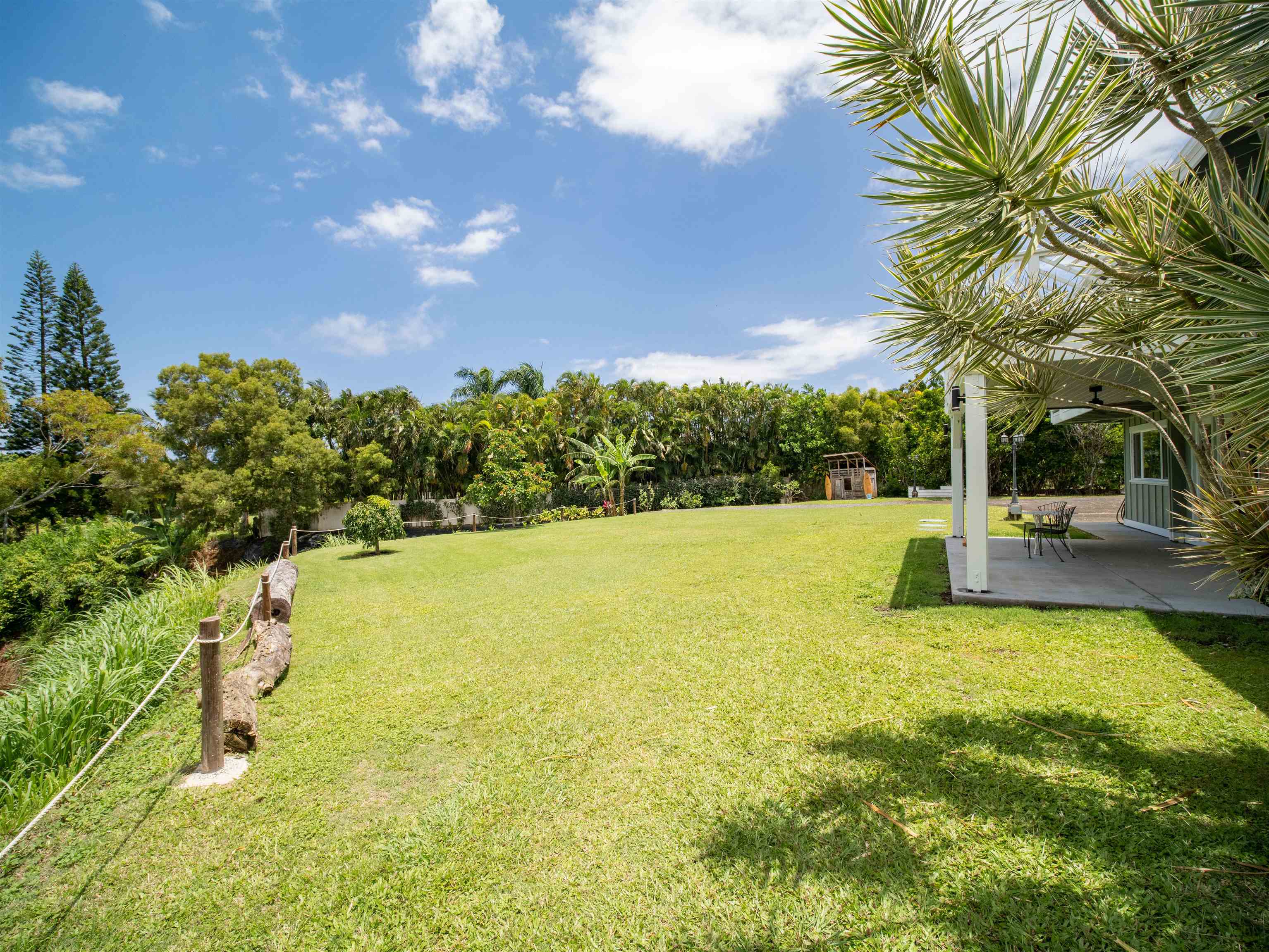 50 Eono Place Haiku, HI 96708 - Photo 41 of 50 a view of a lake with a garden