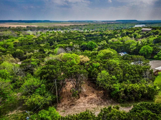 $29,900 | 4923 Shining Star Trail, Rio Vista, TX 76093