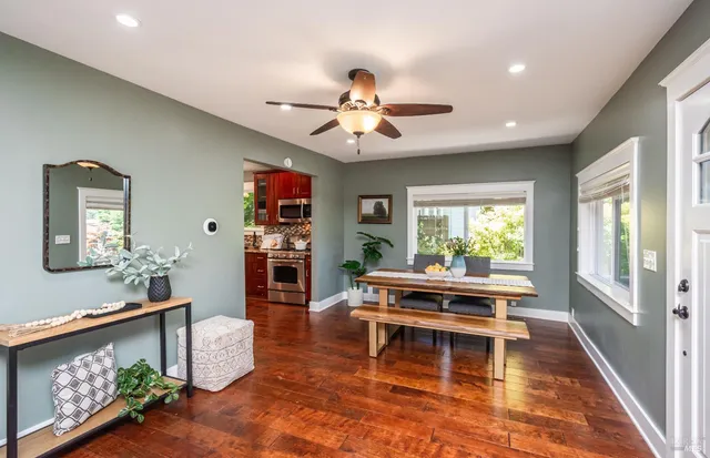 $999,000 | 225 Berna Avenue, Napa, CA 94559