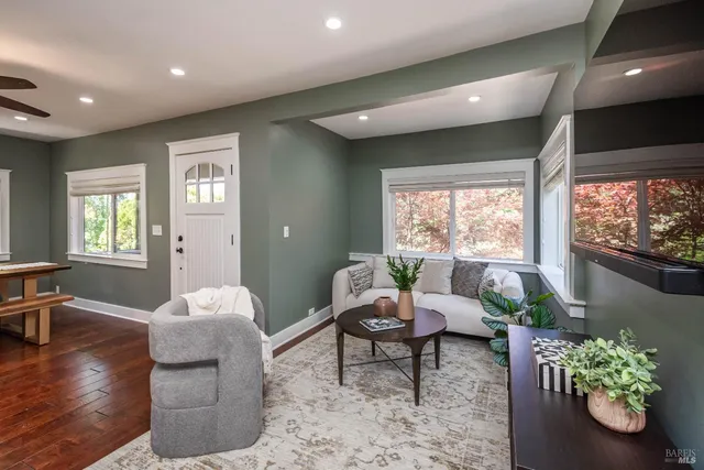 $999,000 | 225 Berna Avenue, Napa, CA 94559