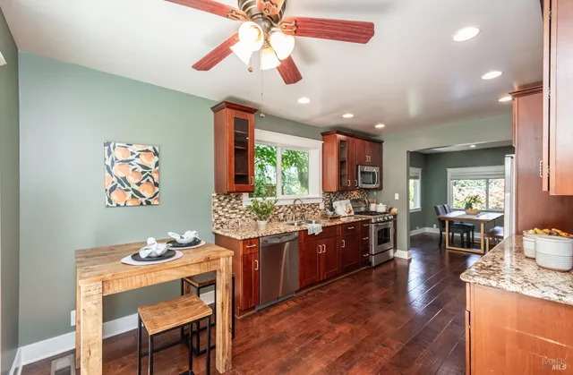 $999,000 | 225 Berna Avenue, Napa, CA 94559