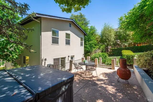 $999,000 | 225 Berna Avenue, Napa, CA 94559