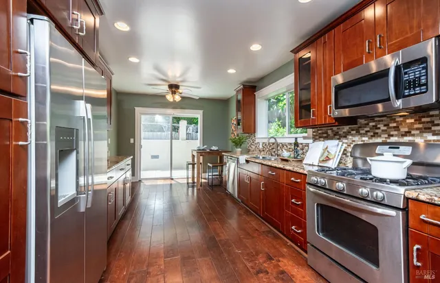 $999,000 | 225 Berna Avenue, Napa, CA 94559