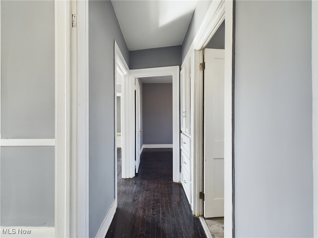 469 Arbor Road Cleveland, OH 44108 - Photo 20 of 47 Gallery Image 20
