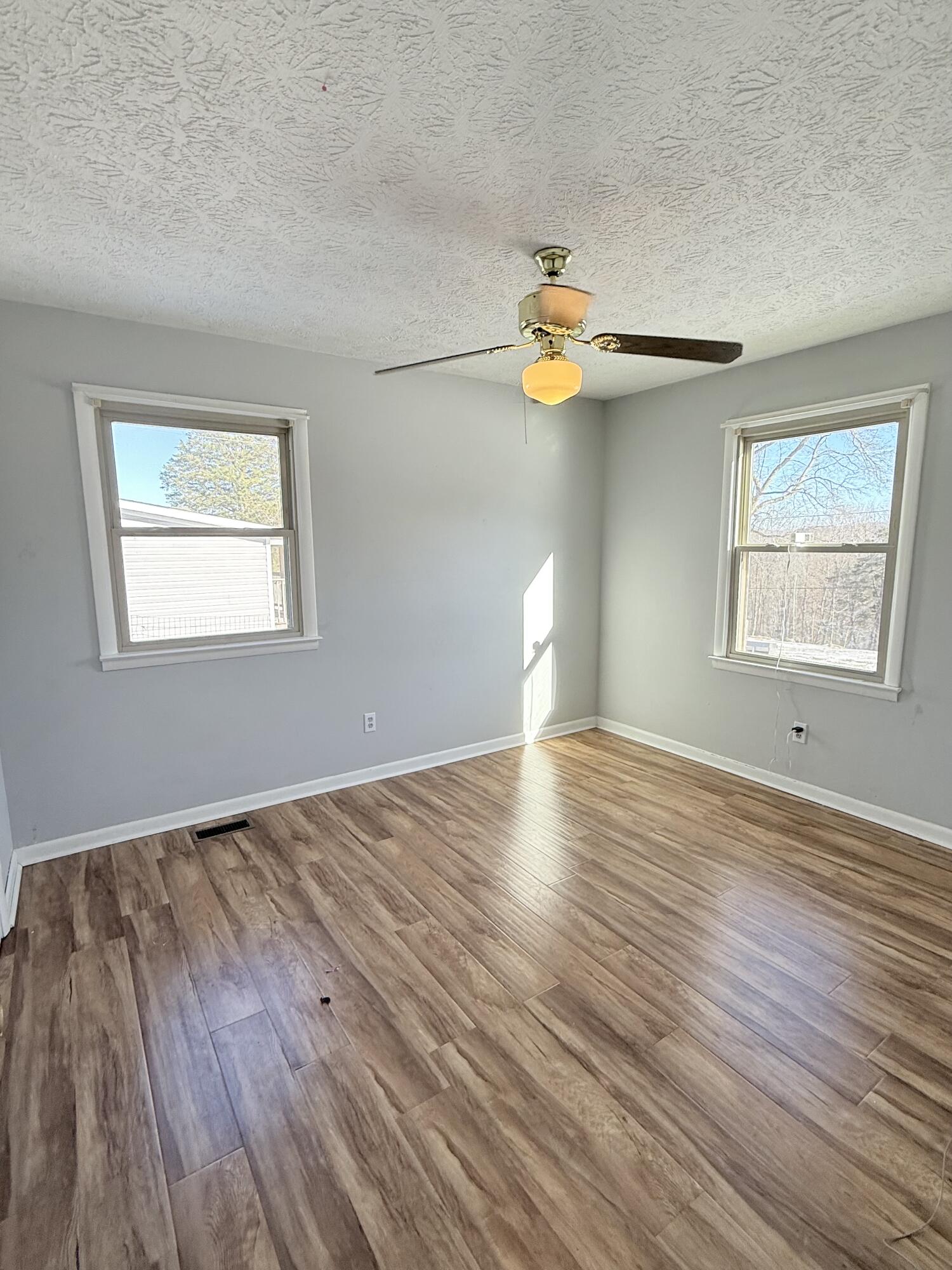 861 Barnett Road Brodhead, KY 40409 - Photo 8 of 18 IMG_8141