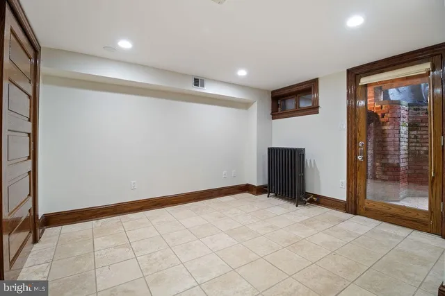 $9,500 | 1120 East Capitol Street Northeast, Washington, DC 20002