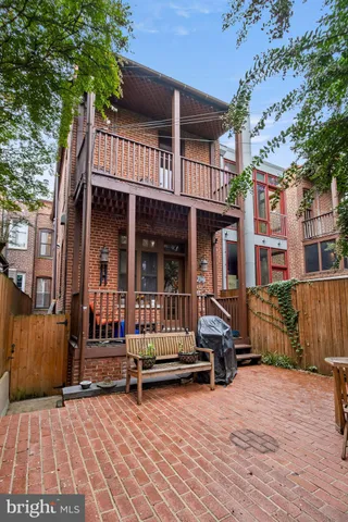 $9,500 | 1120 East Capitol Street Northeast, Washington, DC 20002