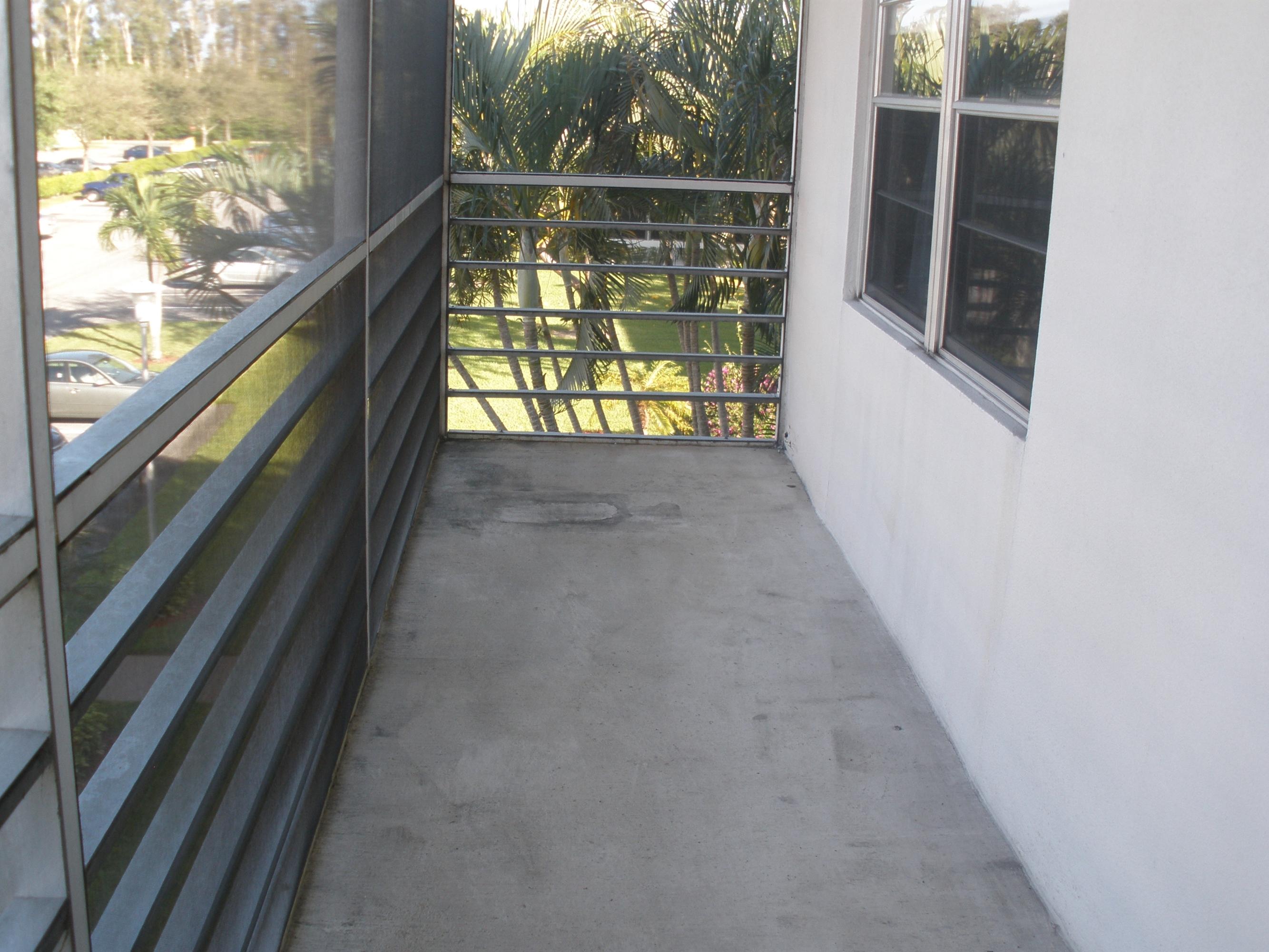 159 Mansfield D Boca Raton, FL 33434 - Photo 20 of 23 Patio