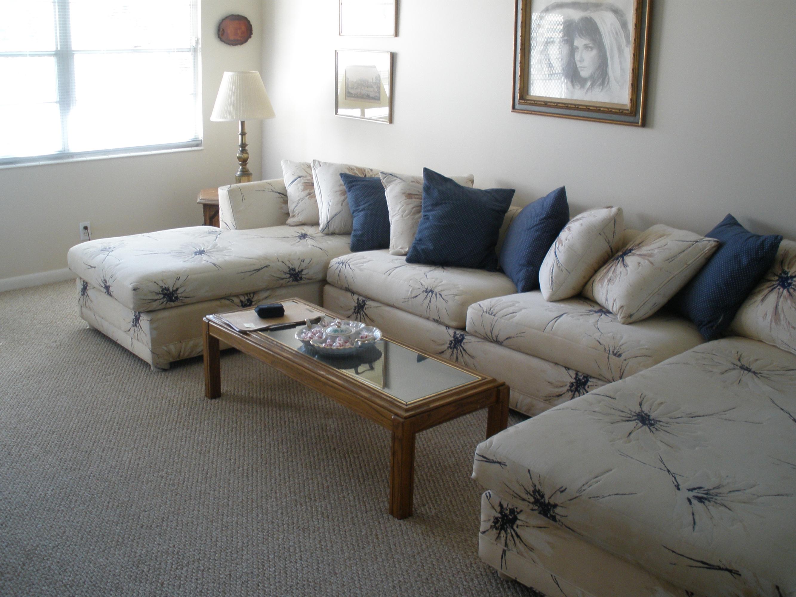 159 Mansfield D Boca Raton, FL 33434 - Photo 6 of 23 Living Area