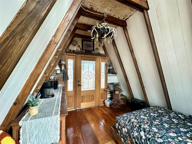 a view of an entryway