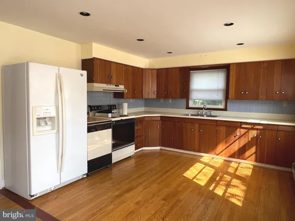 $498,000 | 102 Oak Drive, Annapolis, MD 21403