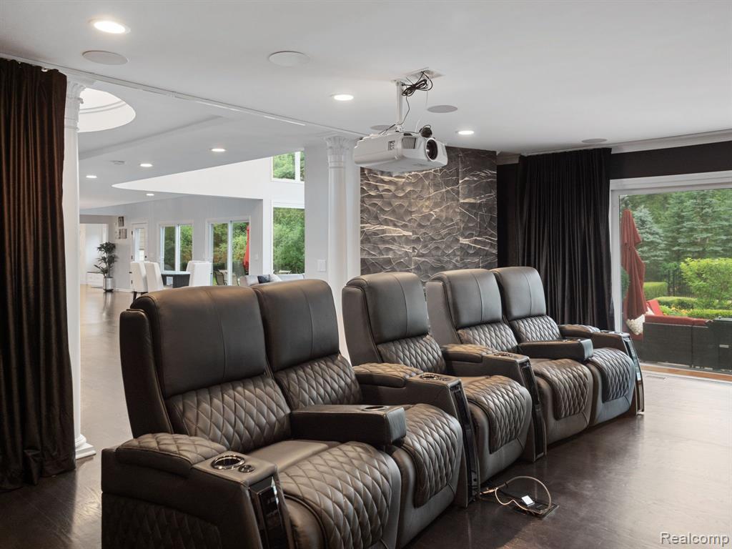 102 Endicott Road Bloomfield Hills, MI 48304 - Photo 45 of 50