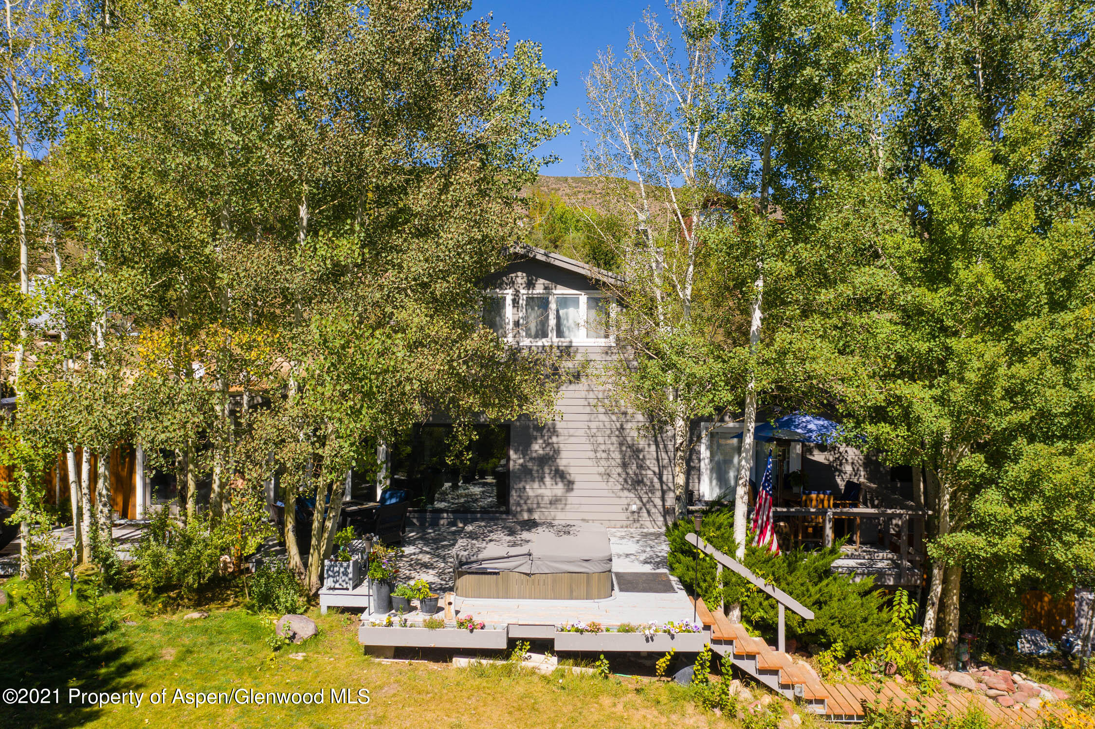 322 Light Hill Road Snowmass, CO 81654 - Photo 20 of 36 South-Facing Deck