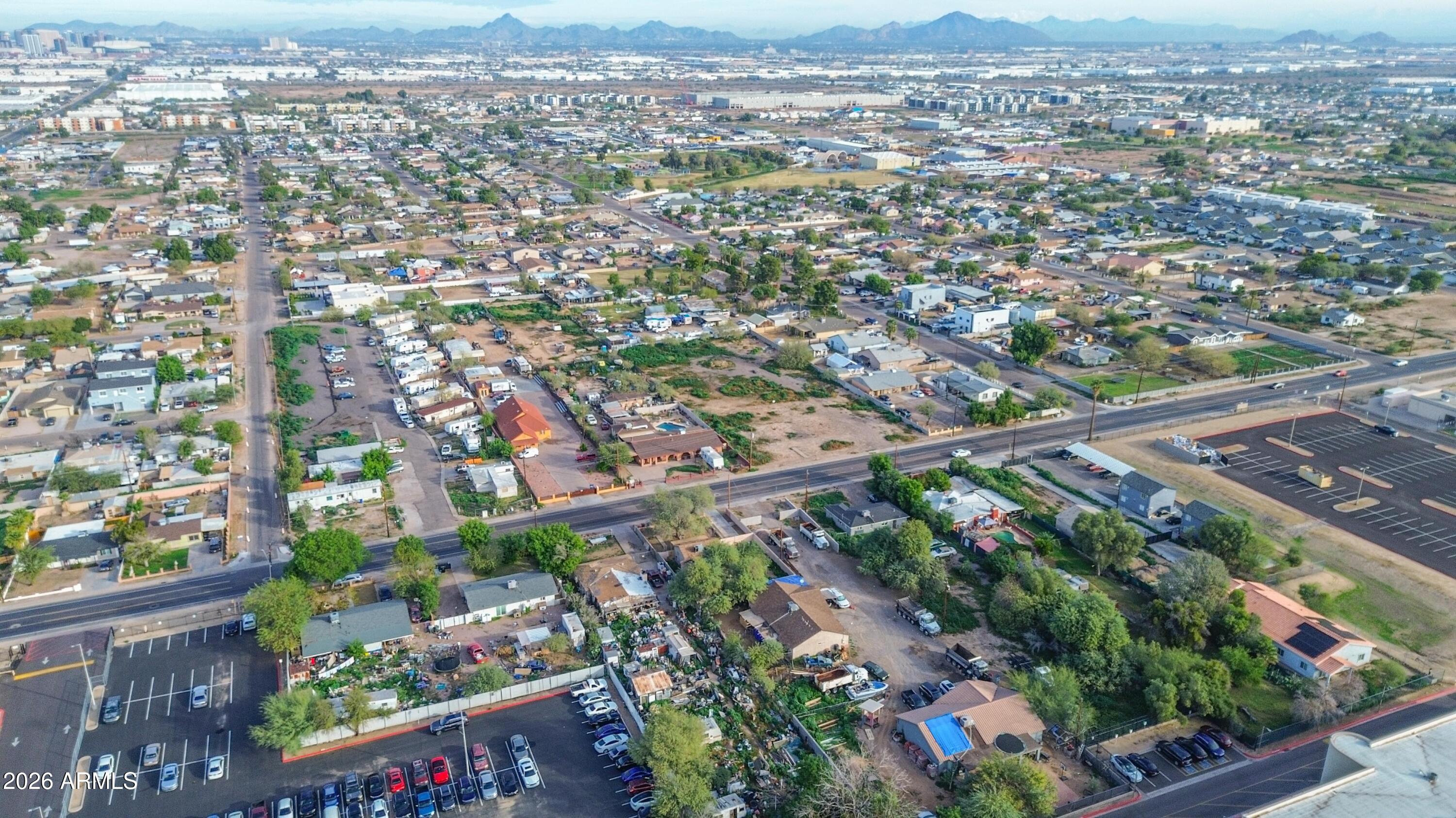 832 East Roeser Road Phoenix, AZ 85040 - Photo 26 of 47 an aerial view of a city