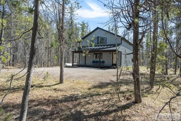 $845,000 | 4062 Steelhead Road, Island Park, ID 83429