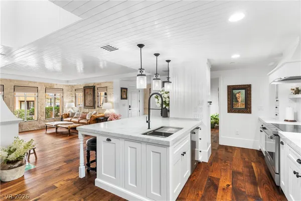 $995,000 | 30 Strada Di Villaggio, Unit 170, Henderson, NV 89011