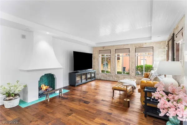 $995,000 | 30 Strada Di Villaggio, Unit 170, Henderson, NV 89011