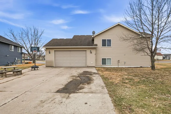 $319,900 | 1213 15th Street South, Sartell, MN 56377