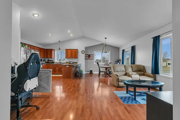 $319,900 | 1213 15th Street South, Sartell, MN 56377