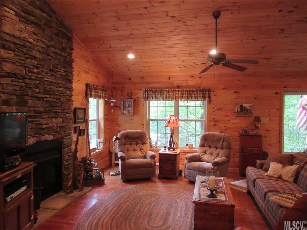 823 Little Laurel Rd Extension Boone, NC 28607 - Photo 5 of 25