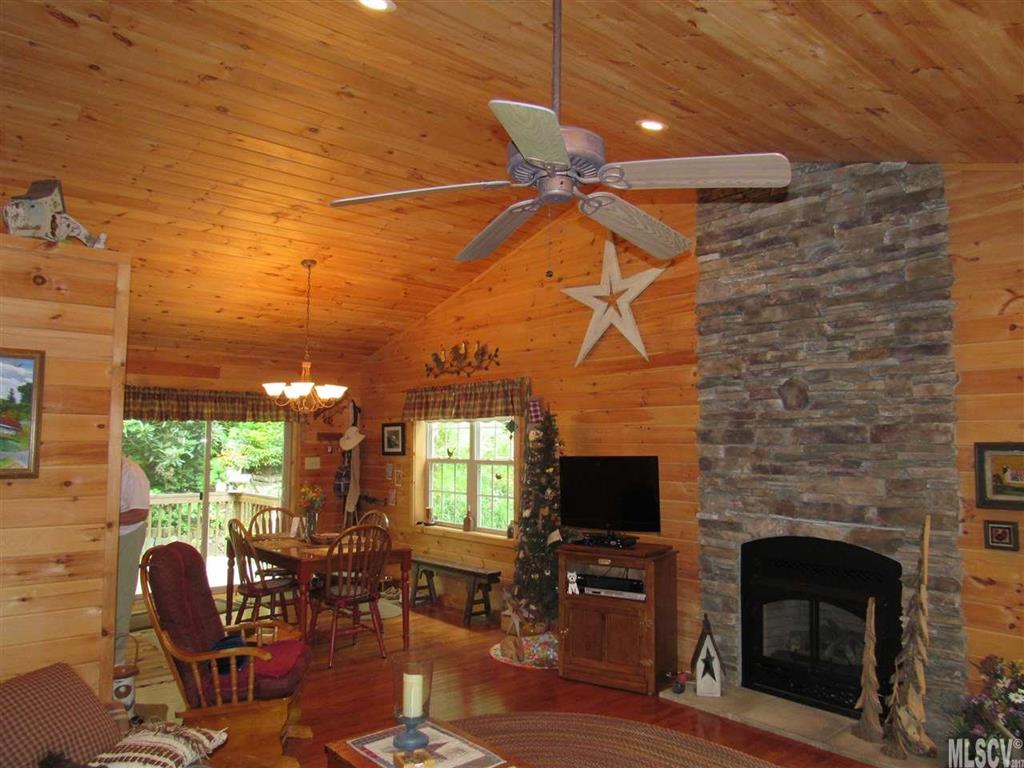 823 Little Laurel Rd Extension Boone, NC 28607 - Photo 6 of 25